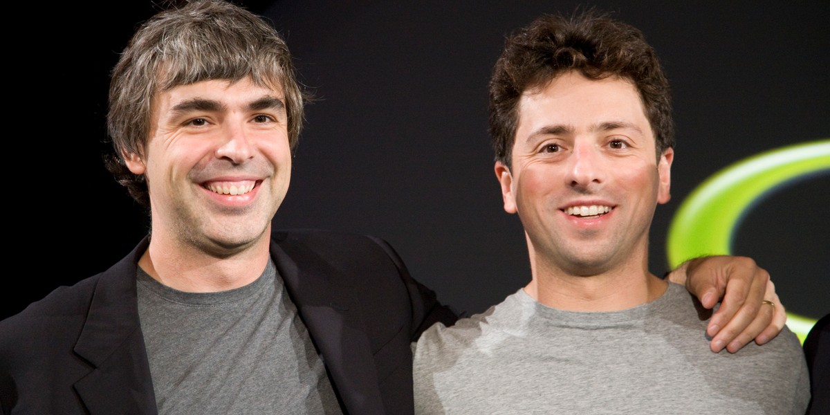 Od lewej: Larry Page i Siergiej Brin, założyciele Google, oddali władzę wykonawczą w Alphabecie - spółce-matce Google. Zachowają jednak ostateczną kontrolę nad firmą