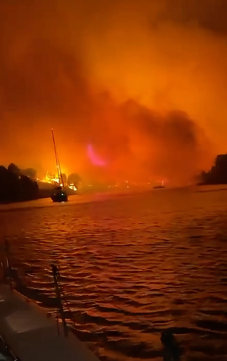 Požiar na ostrove Brač.