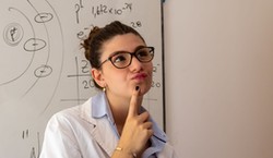 Bardzo trudny quiz z fizyki. 15/15 tylko dla mistrza