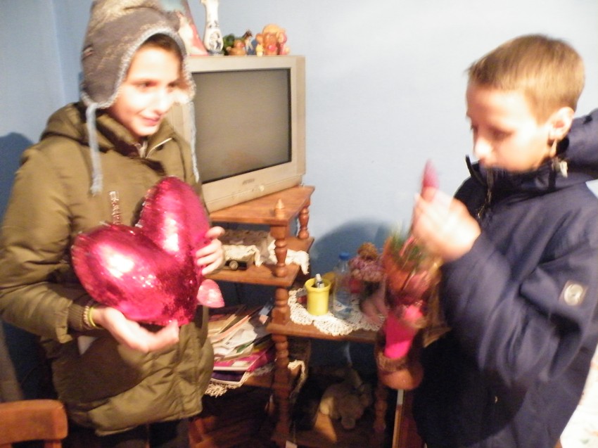 Umesto dotrajalog televizora, dobili su nov, pametni TV