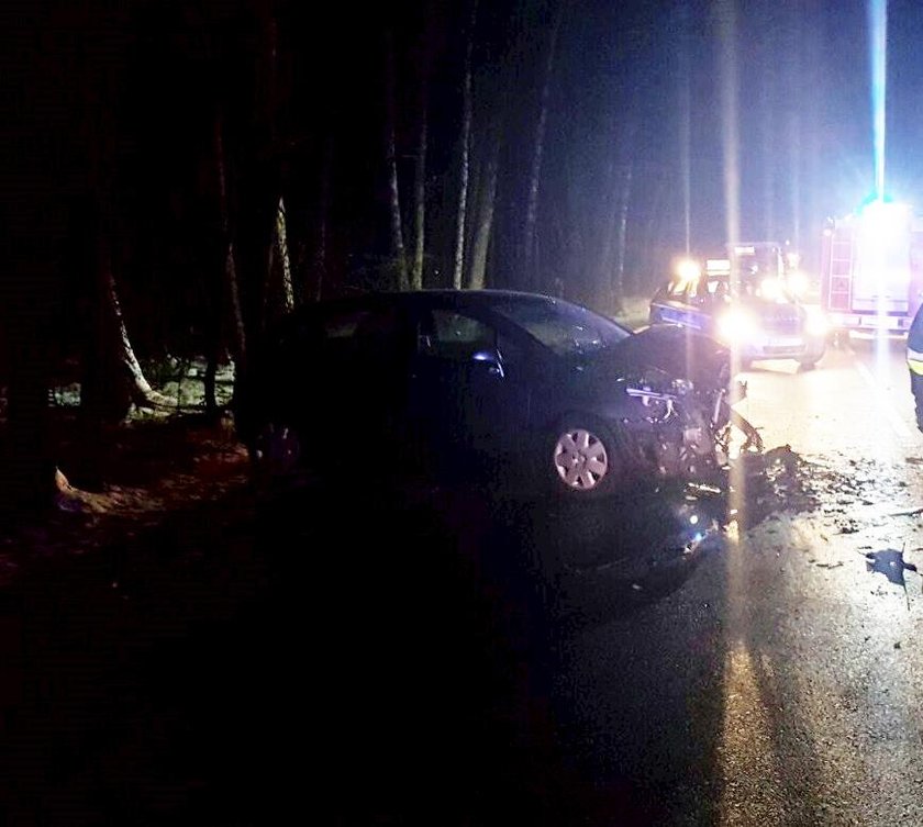 Nietypowy wypadek drogowy w Karkoszkach. Kobieta zderzyła się z koniem