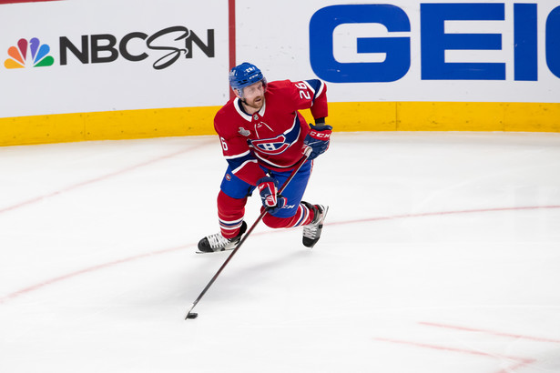 Hokeista Montreal Canadiens Jeff Petry podczas meczu finałowego Pucharu Stanleya z Tampa Bay Lightning