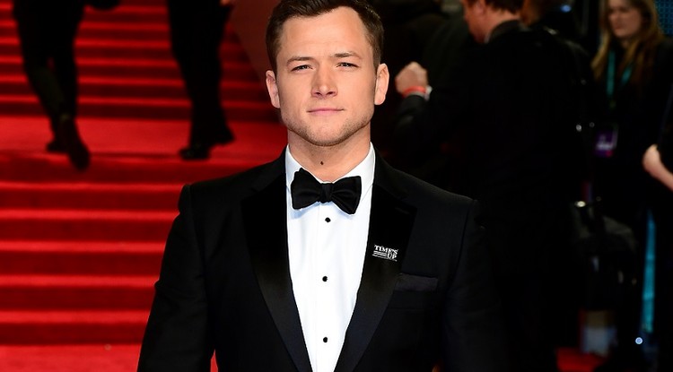  Taron Egerton