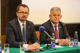 Horała: Komisja śledcza powinna wyjaśnić, dlaczego rządy PO-PSL dopuściły do tak dużej luki VAT