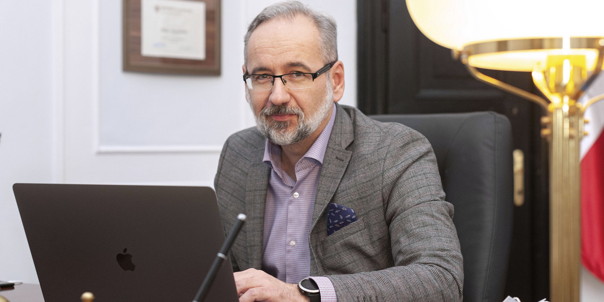 Minister Zdrowia Adam Niedzielski zapowiada reformy w szpitalach.