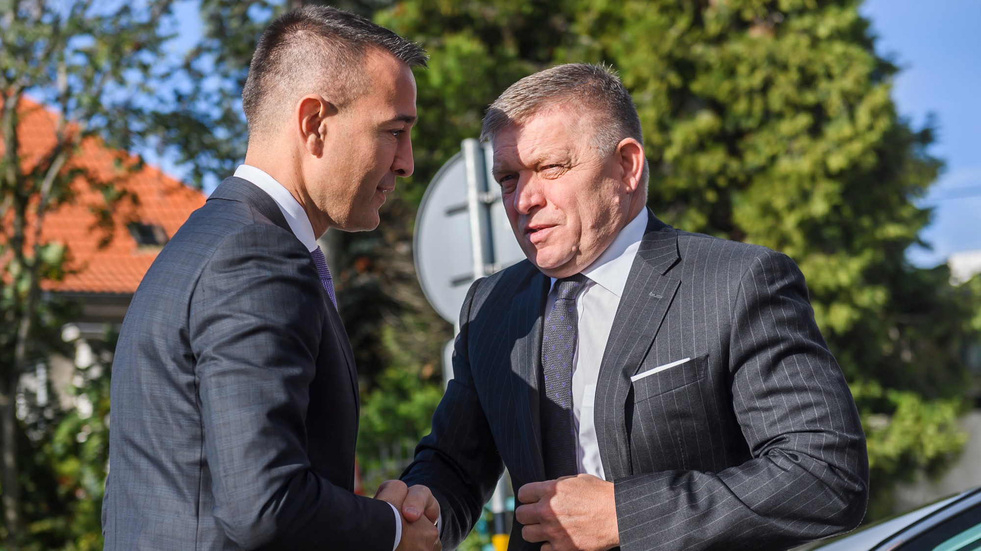 Premiér Robert Fico a minister školstva Tomáš Drucker