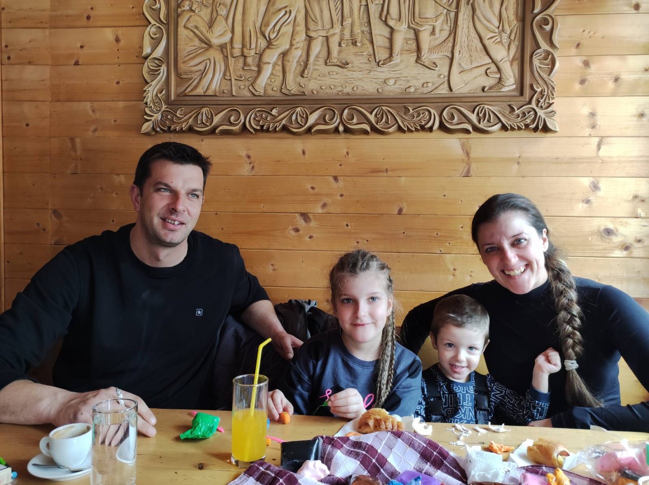 Kafa 170 dinara, ručak za celu porodicu: 1.200 Lukovići su upravo na Zlatiboru, mislili su da moraju da napune džepove, a zateklo ih je pravo iznenađenje