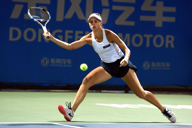 WTA w Tiencinie: Magda Linette przegrała z Marią Szarapową