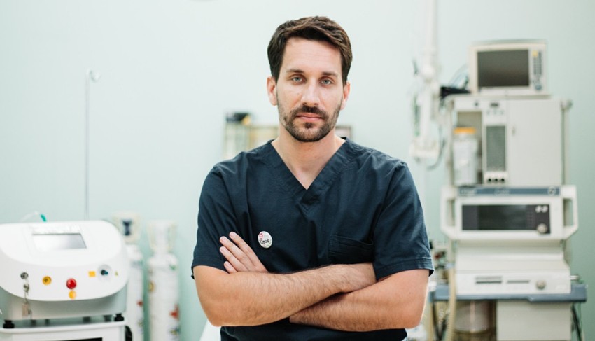 Dr Uroš Radivojčević