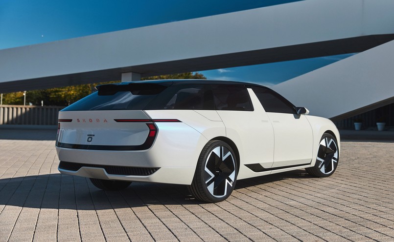 Nowa Skoda Octavia kryje się w nadwoziu kombi o nazwie Vision O