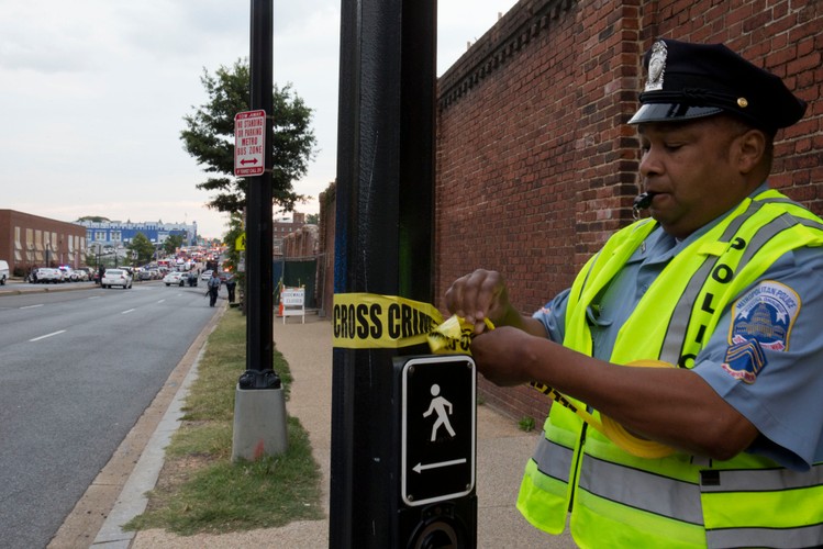 Strzelanina w bazie marynarki wojennej w USA