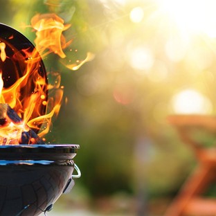 Egy ápolónő majdnem halálra égett grillezés közben – most figyelmeztet, mikre kell vigyázni