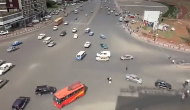 YT_etiopija_traffic_crossroad_vesti_blic_safe
