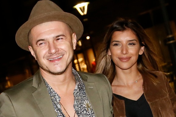 "BOLELE SU ME JOVANINE SUZE" Sale Tropiko godinama je ćutao o detaljima razvoda od Jovane Pajić, pa se dotakao i ćerki: "Đubre sam" (Video)