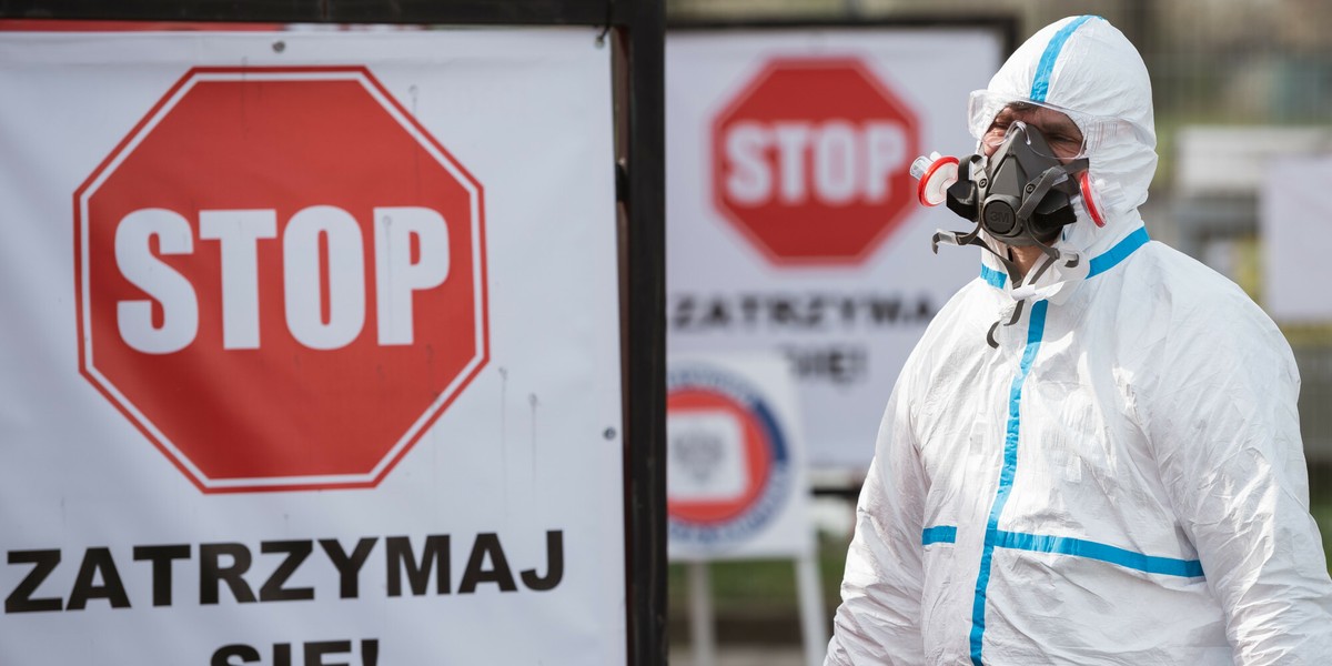 Poznańskie laboratorium przeprowadziło analizę próbek od pacjentów z pozytywnym wynikiem, które trafiały do niego w weekend i ostatnich dniach. Zdjęcie ilustracyjne