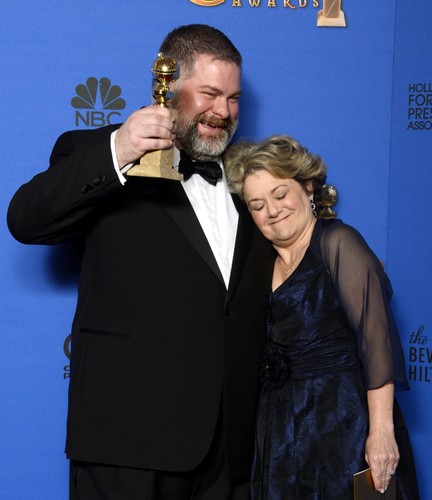 Najlepszy film animowany:<br>'Jak wytresować smoka 2' (na zdjęciu: Dean DeBlois i Bonnie Arnold)