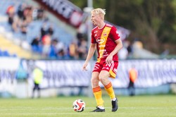 Piłkarz Chojniczanki Chojnice w kadrze Wysp Owczych na mecz z Polską