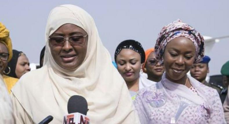 Mrs Toyin Saraki welcomes First Lady, Aisha Buhari at Nnamdi Azikiwe International Airport on February 11, 2017.