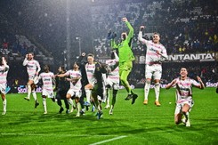 Szczęsny raz musiał wyjąć piłkę z siatki. Kompromitacja drużyny Zielińskiego [WIDEO]