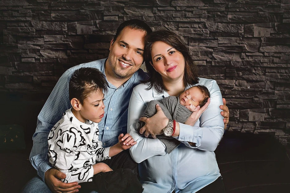 Stojan, Aleksandra, Vuk i Nikola Grujičić