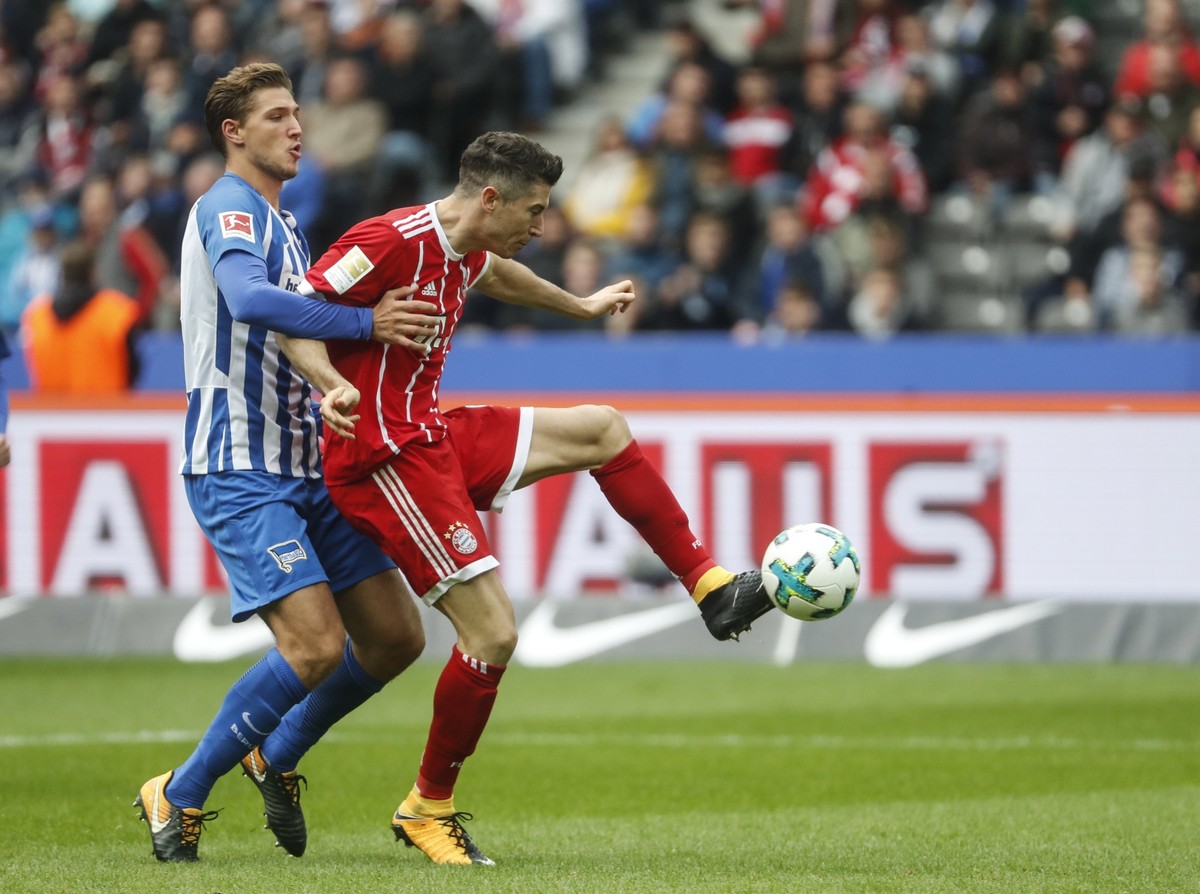 Liga niemiecka: Ósmy gol Lewandowskiego, ale Bayern znów bez zwycięstwa [WIDEO]