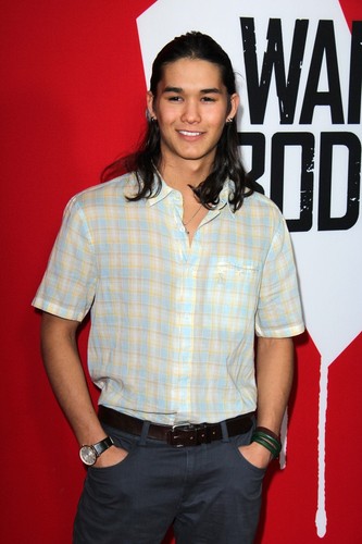 Najlepsza wchodząca gwiazda: Booboo Stewart