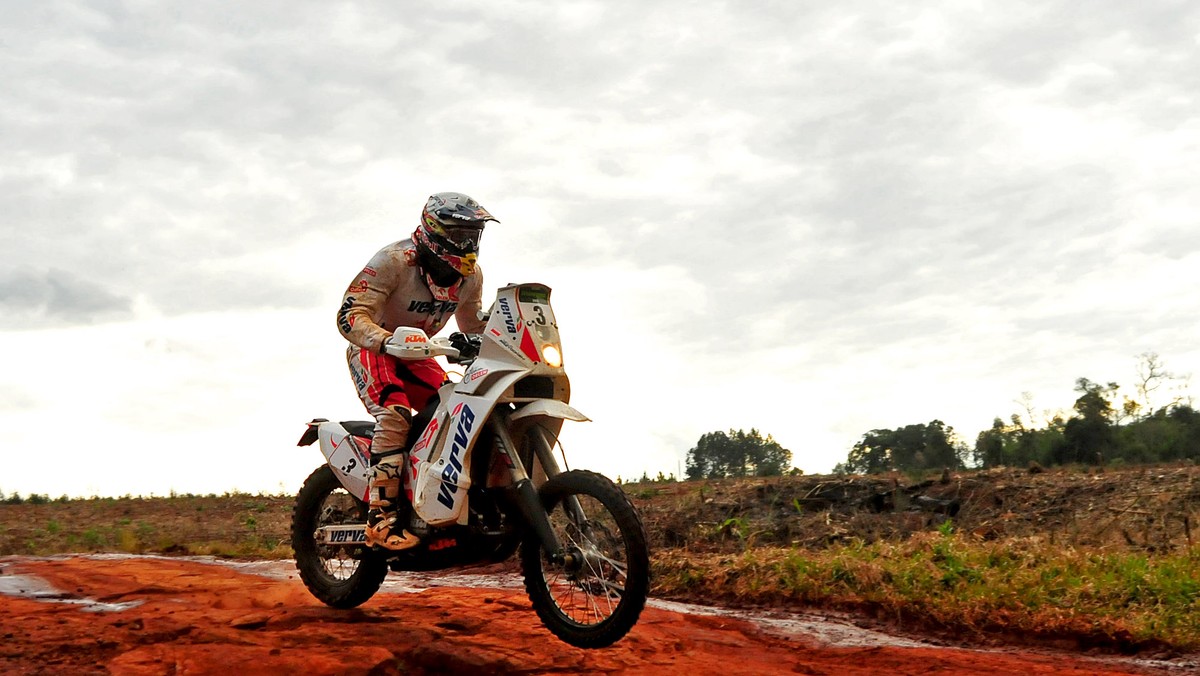 Kuba Przygoński, zawodnik Orlen Team, zajął drugie miejsce na drugim etapie Desafio Litoral - rajdu zaliczanego do Dakar Series. Kuba awansował na drugie miejsce w generalce.