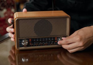 Ilustracija: radio