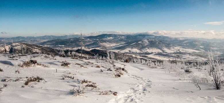 Wietrznie w Beskidach. Trudne warunki na szlakach