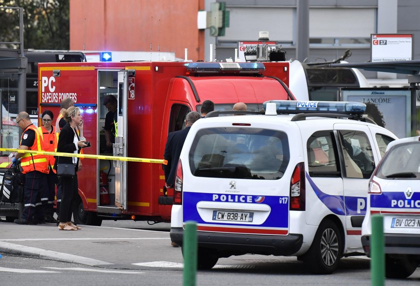 Atak nożownika we Francji. Jedna osoba nie żyje