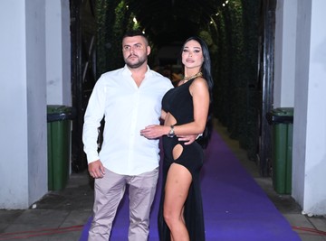 Maja Marinković i Asmin Durdžić napustili žurku: Svađaju se pred svima, leti perje!