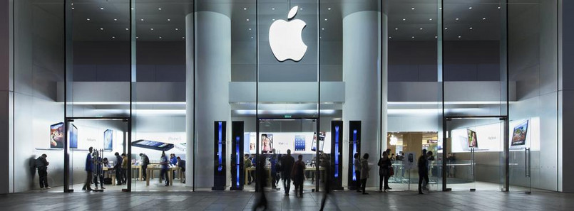 Apple nie płacił praktycznie żadnych podatków od zysków ze sprzedaży w swoich sklepach w Europie - uznała Komisja Europejska, wskazując, że gigant będzie musiał teraz oddać ok. 13 mld euro.