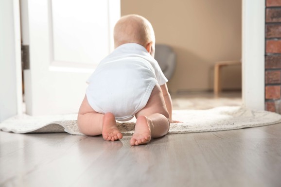 Hitno upozorenje roditeljima: Povlači se ovaj proizvod za bebe zbog rizika od povreda