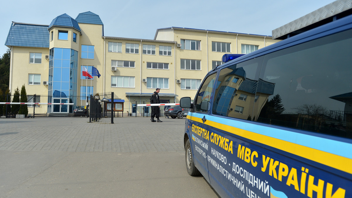 Służba Bezpieczeństwa Ukrainy (SBU) wszczęła śledztwo w sprawie ostrzelania konsulatu Polski w Łucku; śledztwo jest prowadzone z paragrafu mówiącego o terroryzmie – poinformowała prokuratura obwodu wołyńskiego na północnym zachodzie Ukrainy.