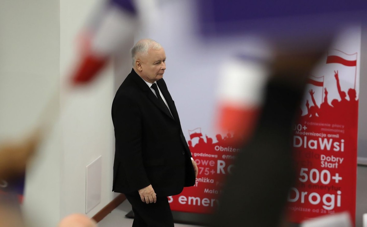 - Dostrzegamy pewne przechylenie rządu PiS w kierunku proizraelskim. To często jest niezgodne z polską racją stanu - mówi Stanisław Mentzen.