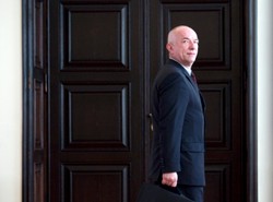 "Zapraszam umoczonych, niech się zgłaszają"