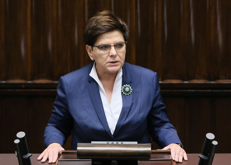 Premier Beata Szydło przemawia w Sejmie.