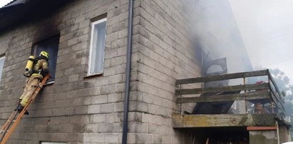 Makabryczne odkrycie strażaków w świętokrzyskiej wsi. Natrafiono na zwęglone ciało
