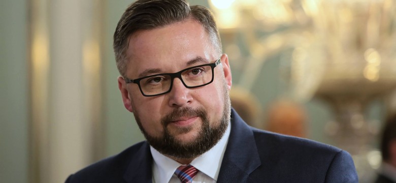 Sekretarz generalny SLD: Proponuję utrzymać się w Warszawie za 9 tys. zł