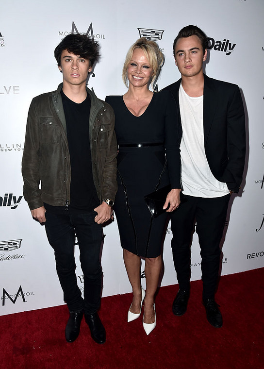 Pamela Anderson i jej dwaj synowie, Dylan Jagger Lee i Brandon Thomas Lee