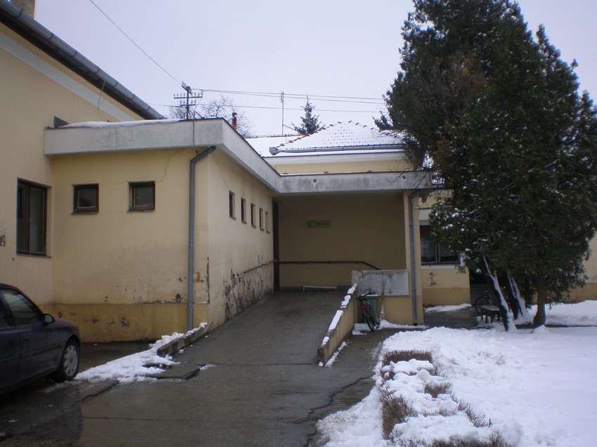 Bolnica na Apatinskom putu