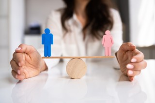 Jawność wynagrodzeń nadciąga - od kiedy w Polsce?