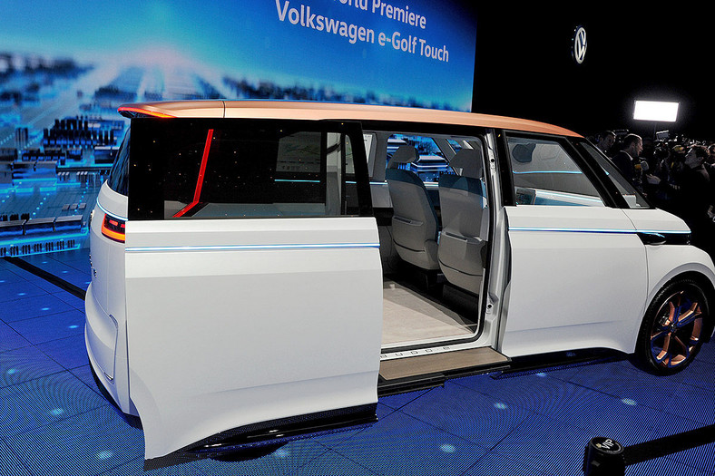 Volkswagen Budd-e - van z elektrycznym napędem