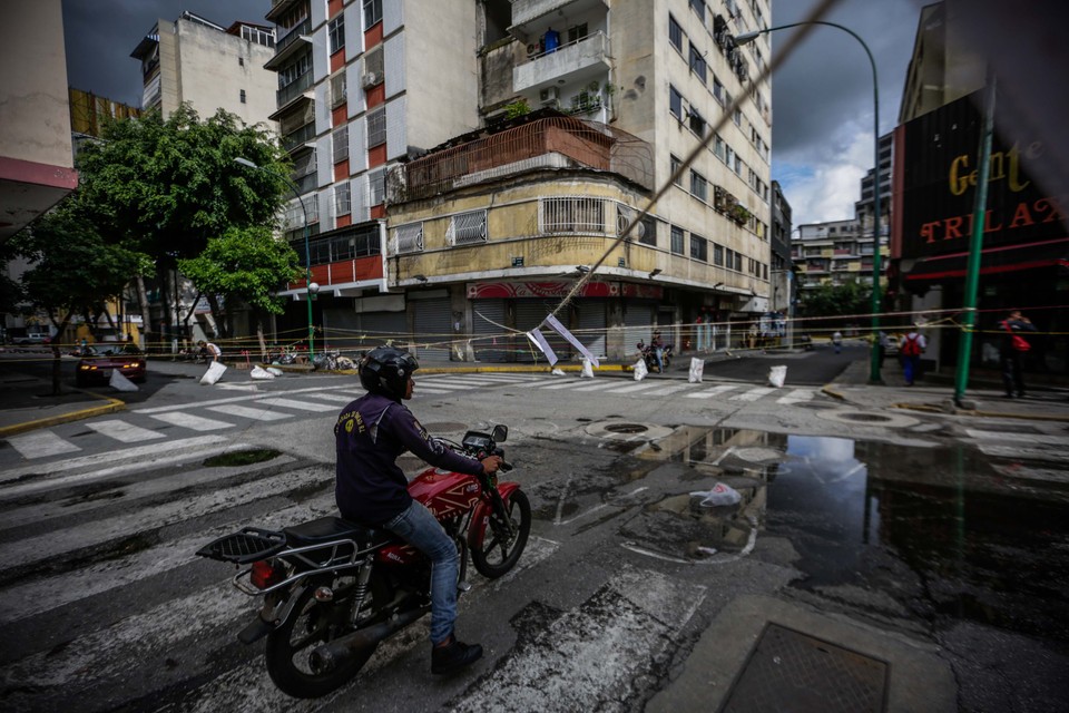 VENEZUELA CRISIS (Opposition begins the first day of great protest in Venezuela)