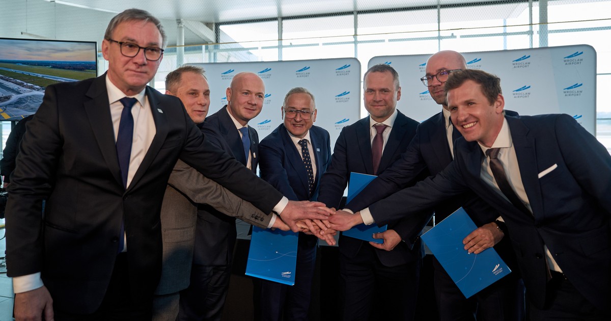 Będzie rozbudowa terminalu. Umowa podpisana!