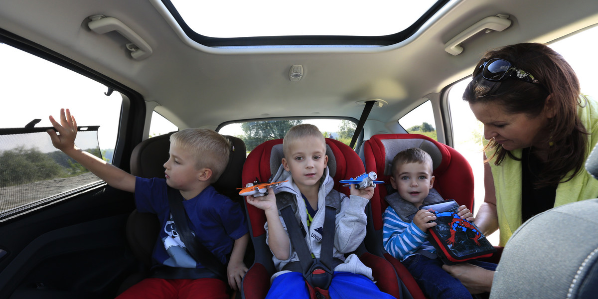 Bezpieczeństwo dzieci w samochodzie