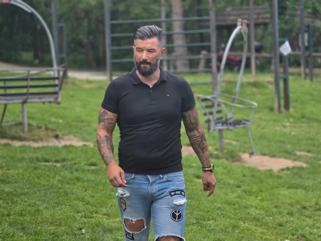 Nikola Lakić prvi put o razvodu, polugodišnjoj švaleraciji sa drugom ženom i eksplicitnim fotografijama koje je zabeležila ljubavnica