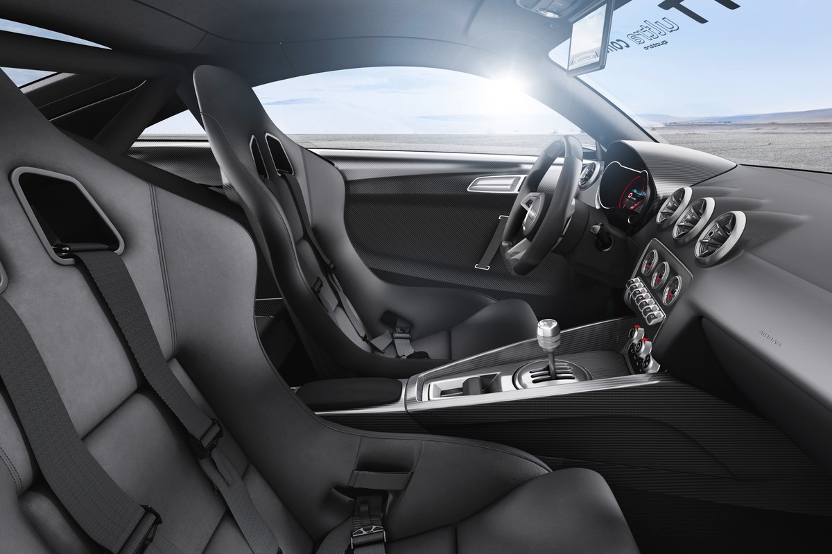 Waży 1111 kg i do setki przyspiesza w 4,2 s! Nowe audi TT ultra quattro concept