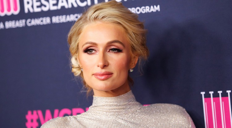 Paris Hilton művészként él manapság - vagy szerinted mindig is az volt? - videó