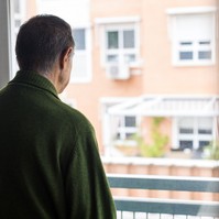Az orvos szerint ez a demencia 3 korai jele, amelyet a beszéd során ki lehet szúrni